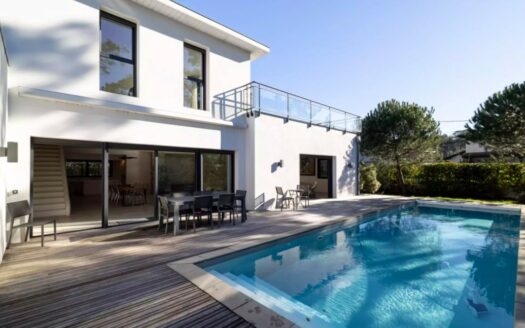 ANGLET CHIBERTA – MAISON 300M²